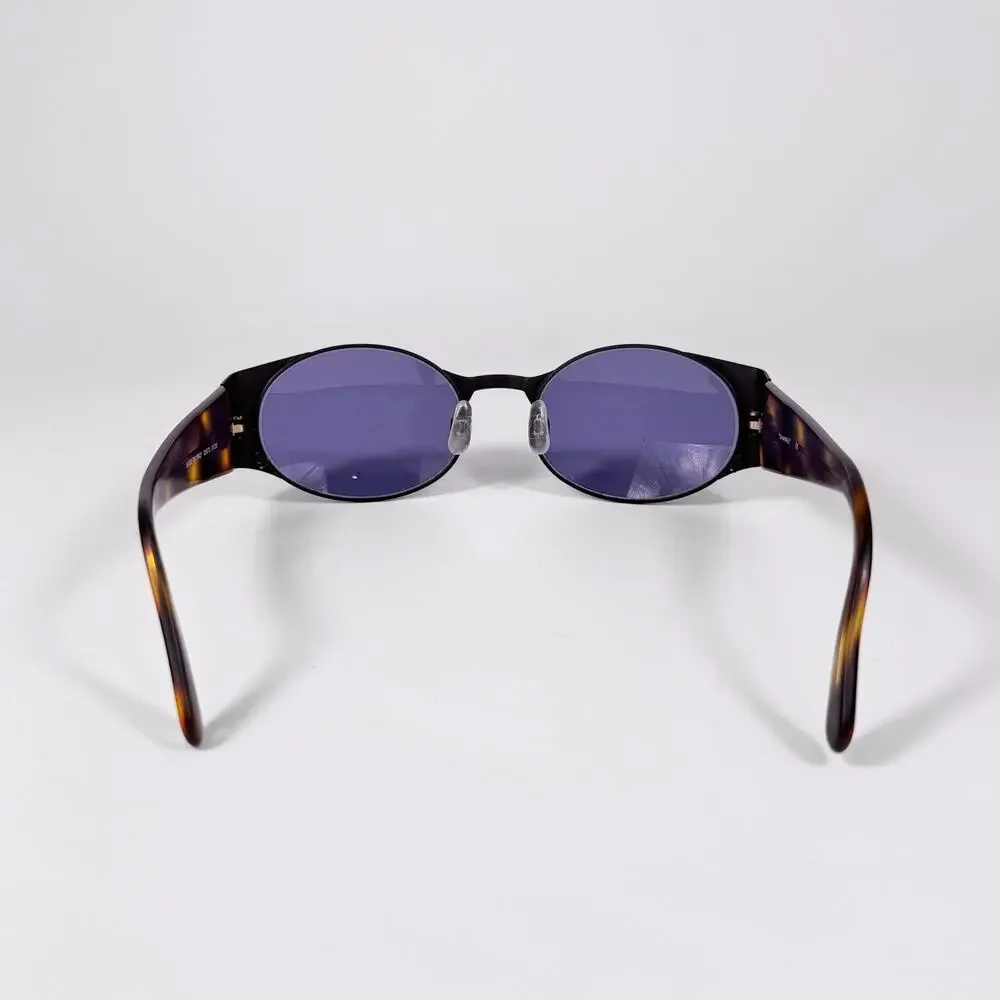 CHANEL model 05972